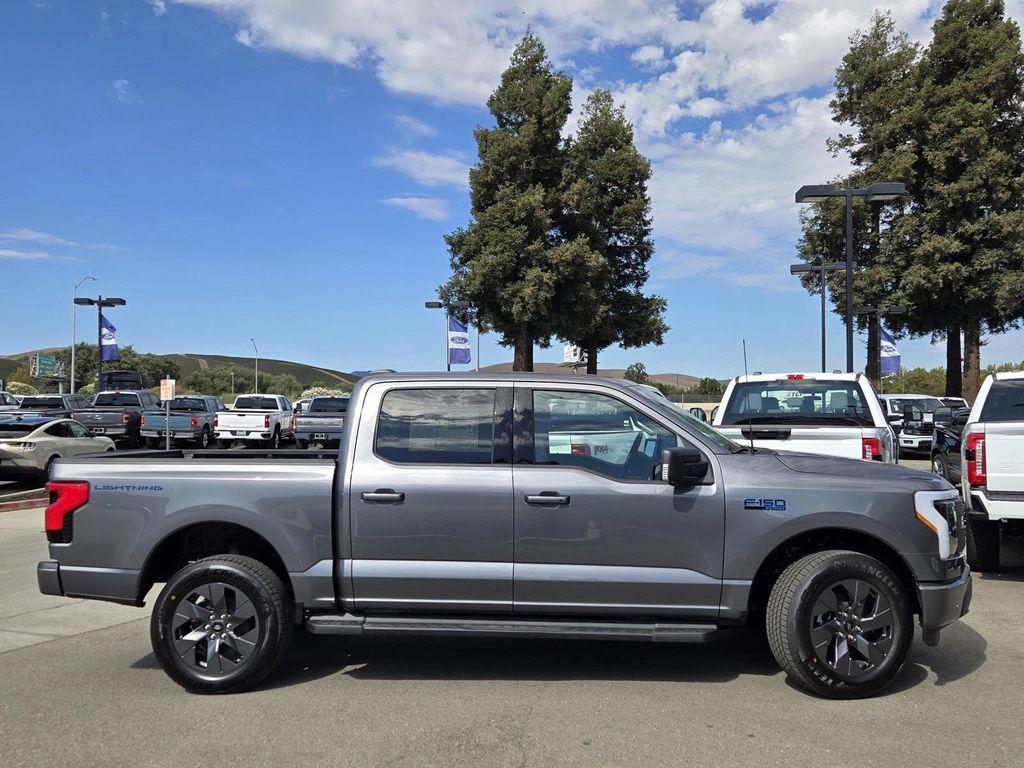 new 2025 Ford F-150 Lightning car