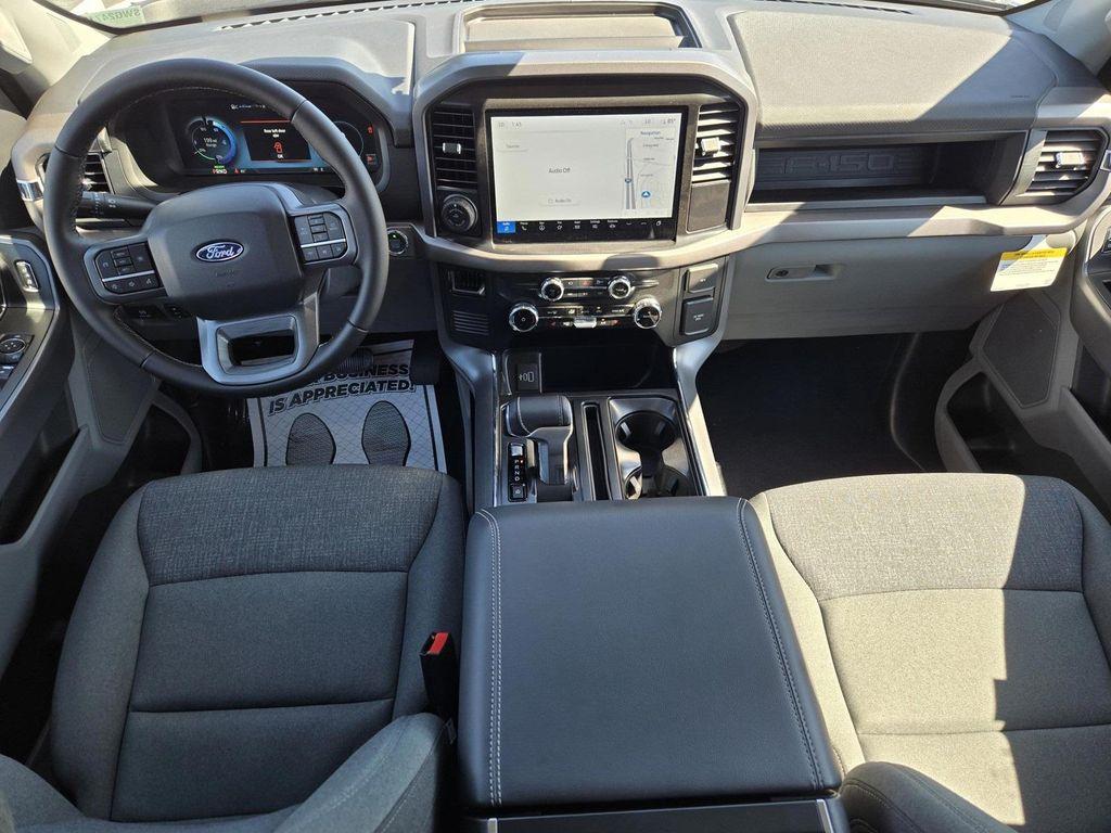 new 2025 Ford F-150 Lightning car