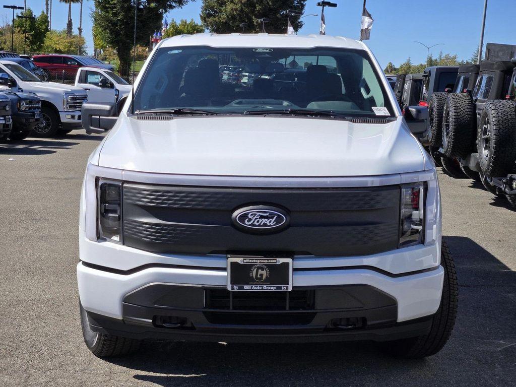new 2025 Ford F-150 Lightning car