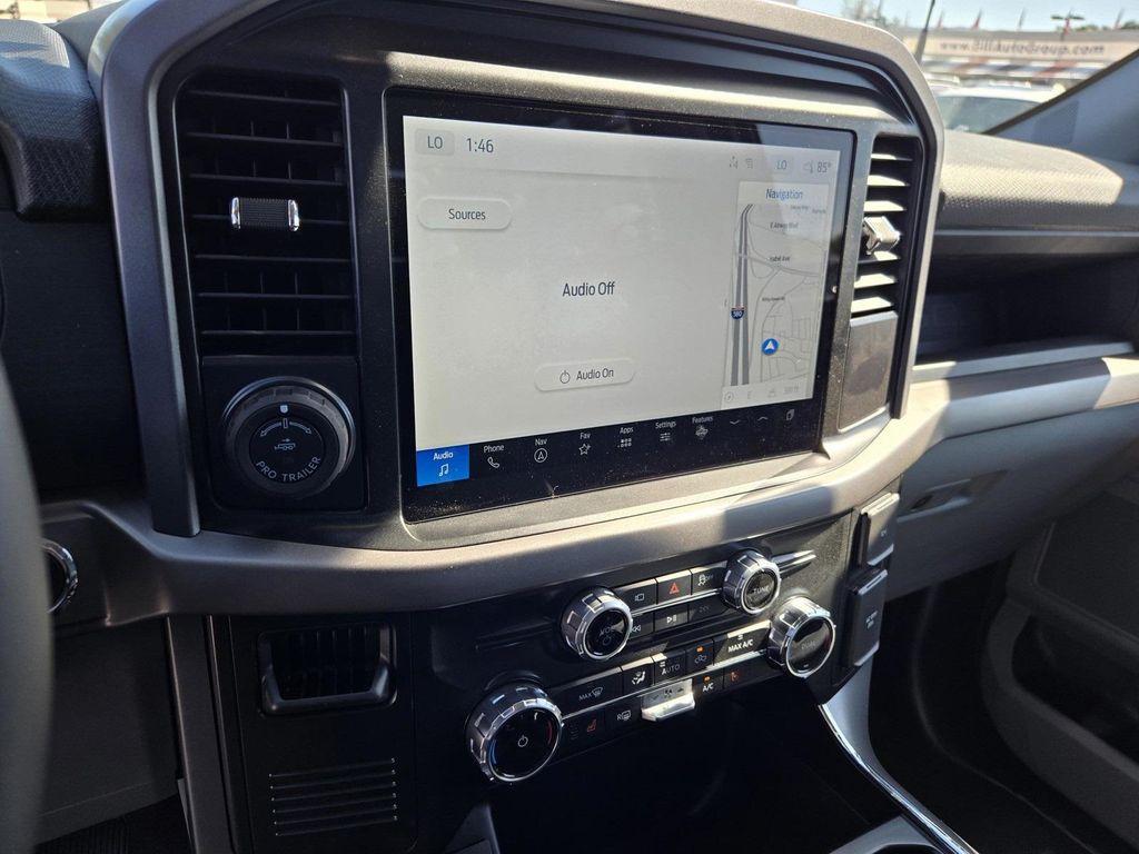 new 2025 Ford F-150 Lightning car