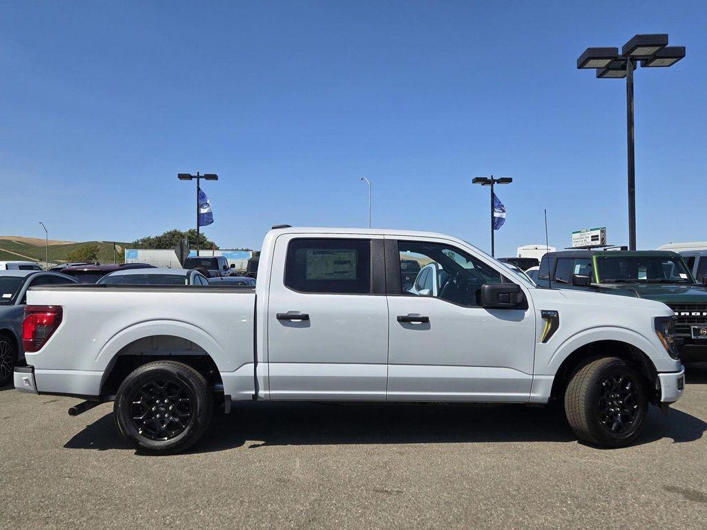 new 2025 Ford F-150 car, priced at $45,095