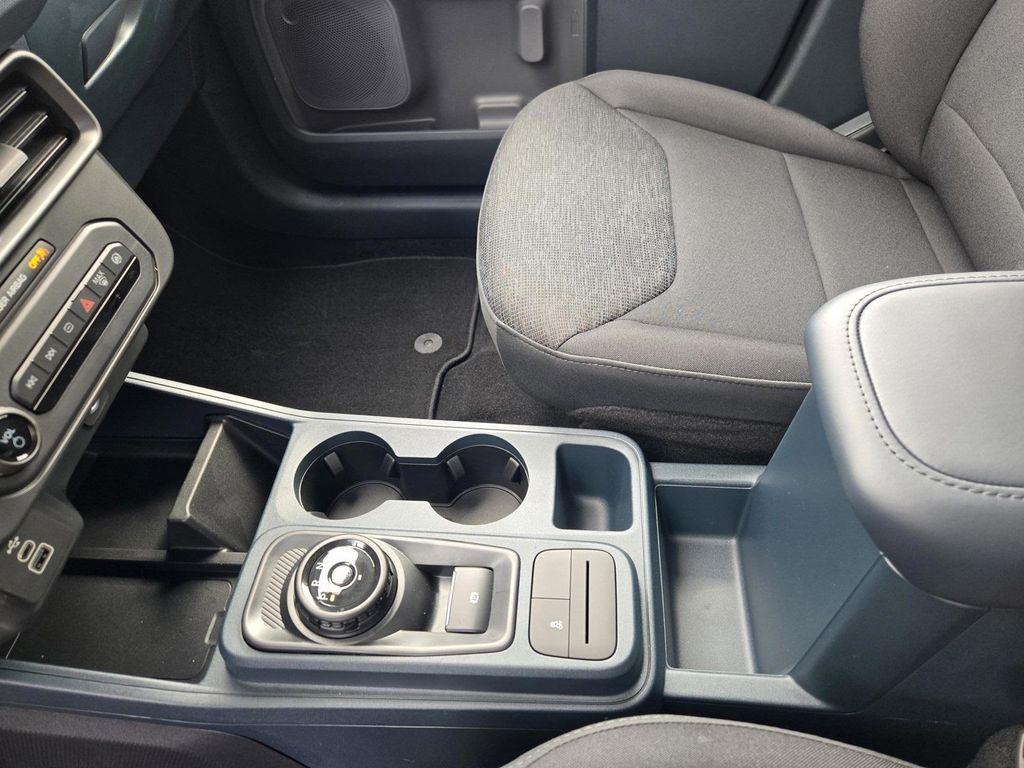 new 2025 Ford Maverick car