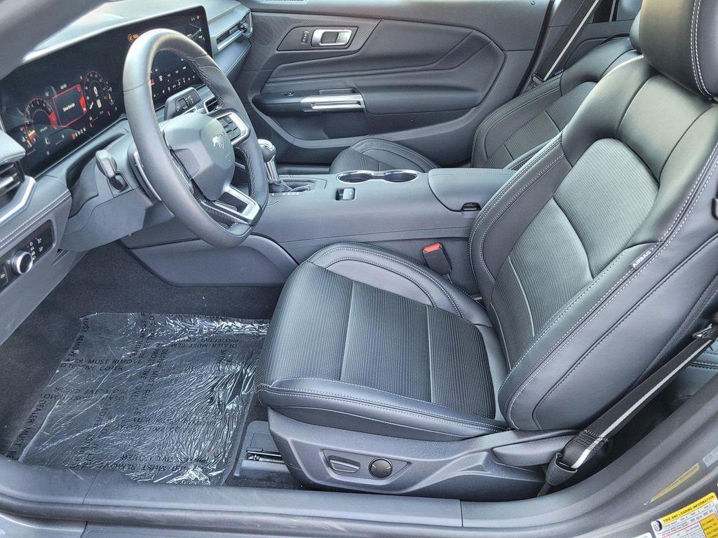 new 2025 Ford Mustang car