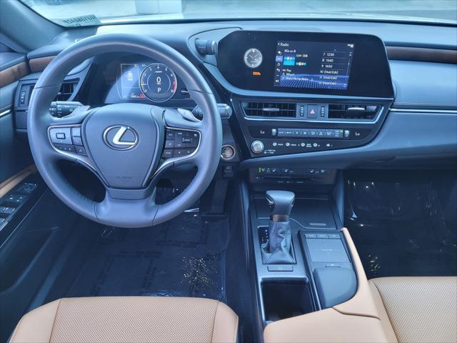 used 2022 Lexus ES 350 car, priced at $35,798