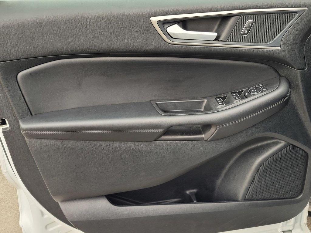 used 2024 Ford Edge car, priced at $24,950