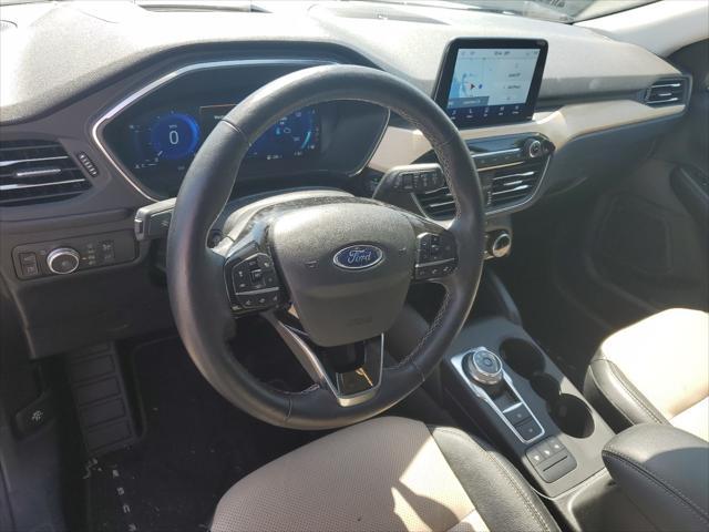 used 2022 Ford Escape car, priced at $28,900