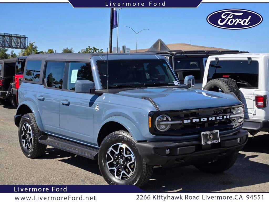 new 2025 Ford Bronco car