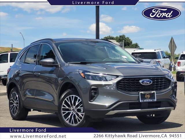 new 2025 Ford Escape PHEV car, priced at $33,248