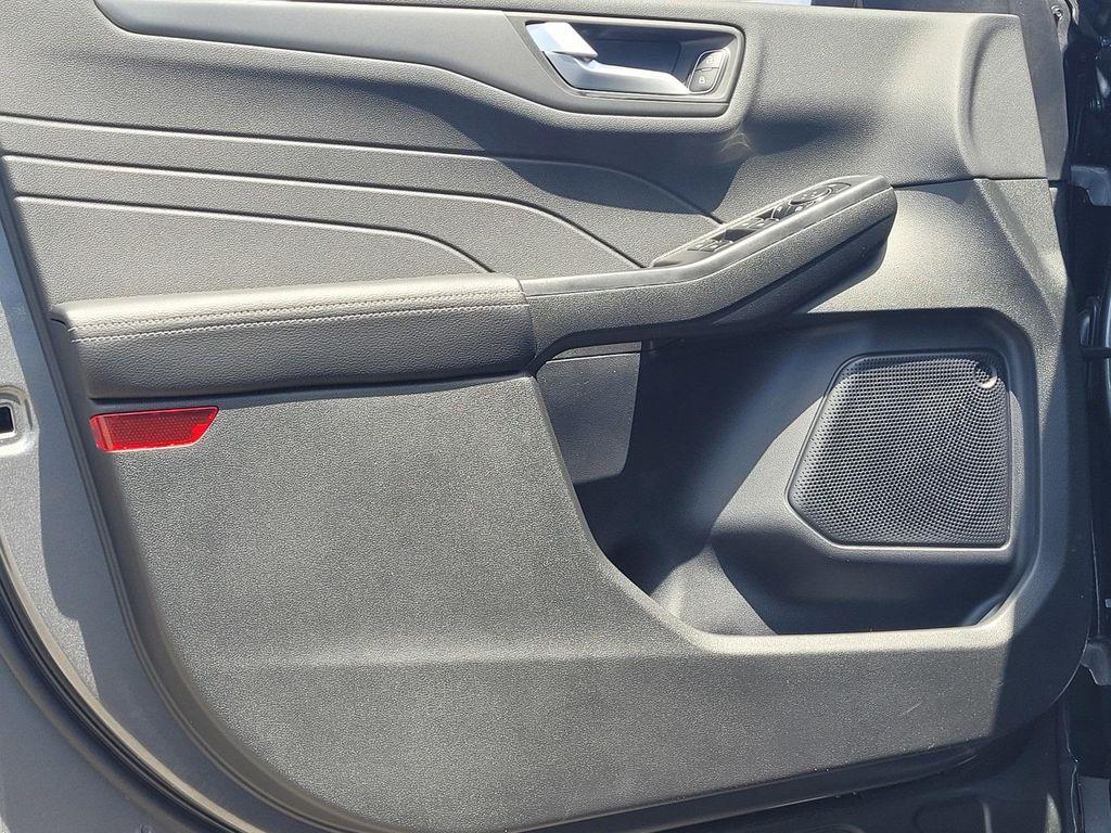 new 2025 Ford Escape PHEV car, priced at $36,890