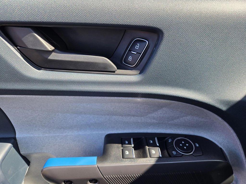 new 2025 Ford Maverick car