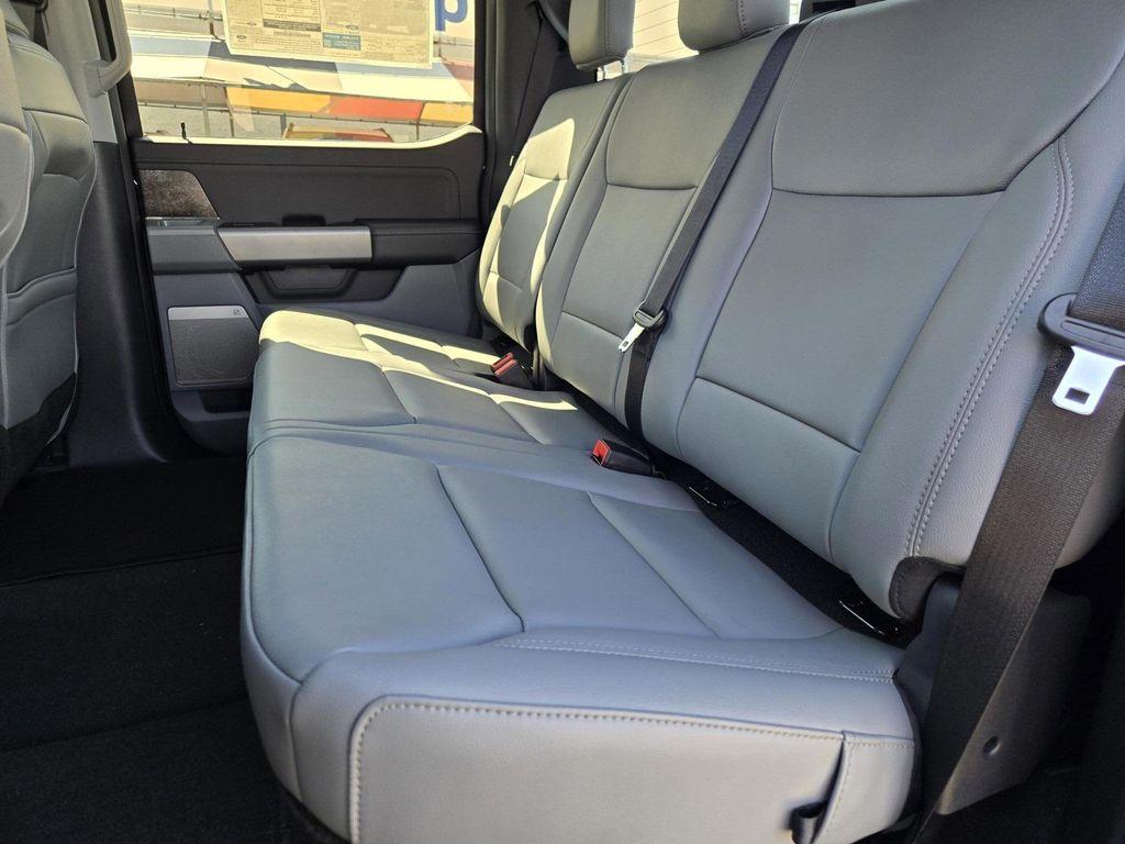 new 2025 Ford F-150 Lightning car
