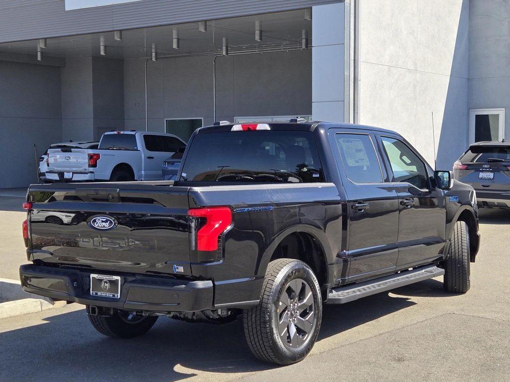 new 2025 Ford F-150 Lightning car