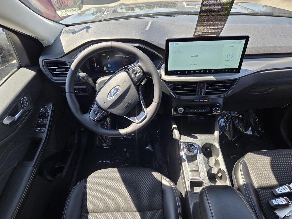 new 2025 Ford Escape PHEV car, priced at $33,395