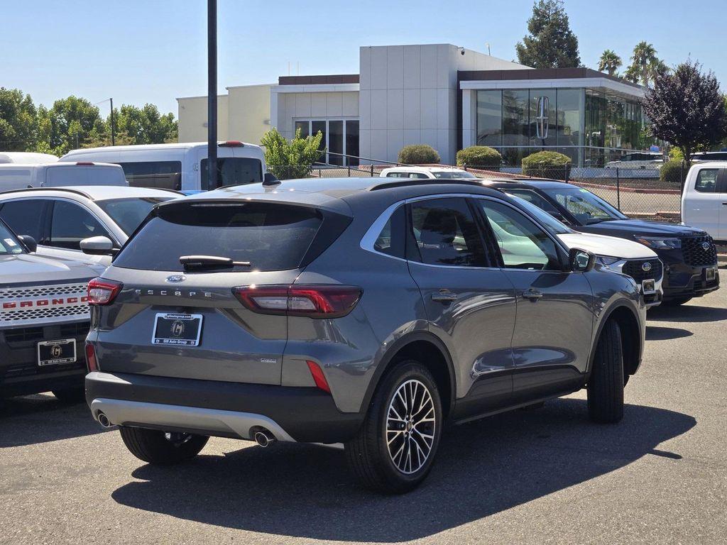 new 2025 Ford Escape PHEV car, priced at $33,395