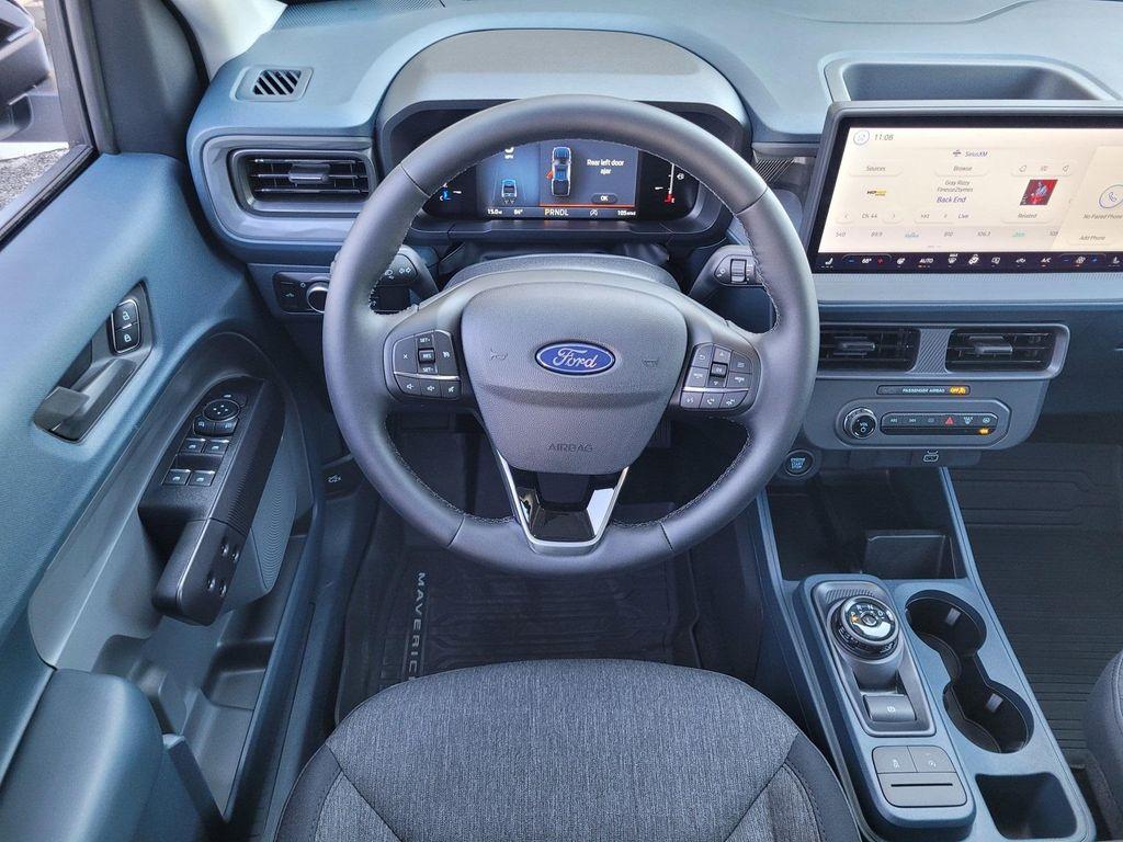 new 2025 Ford Maverick car