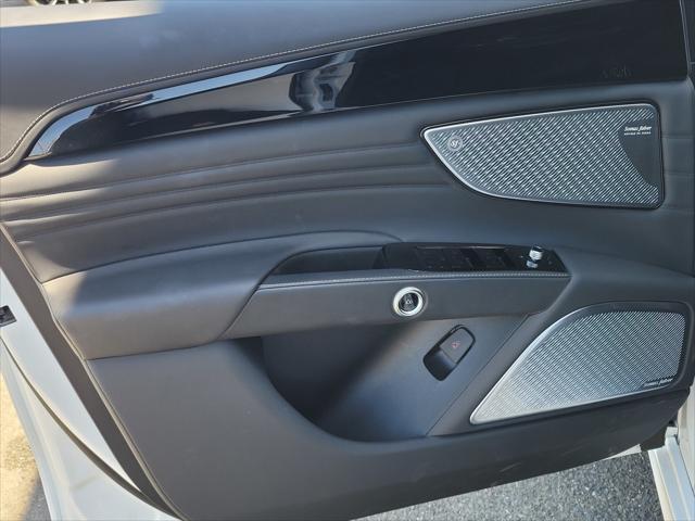 used 2023 Maserati Grecale car, priced at $44,950