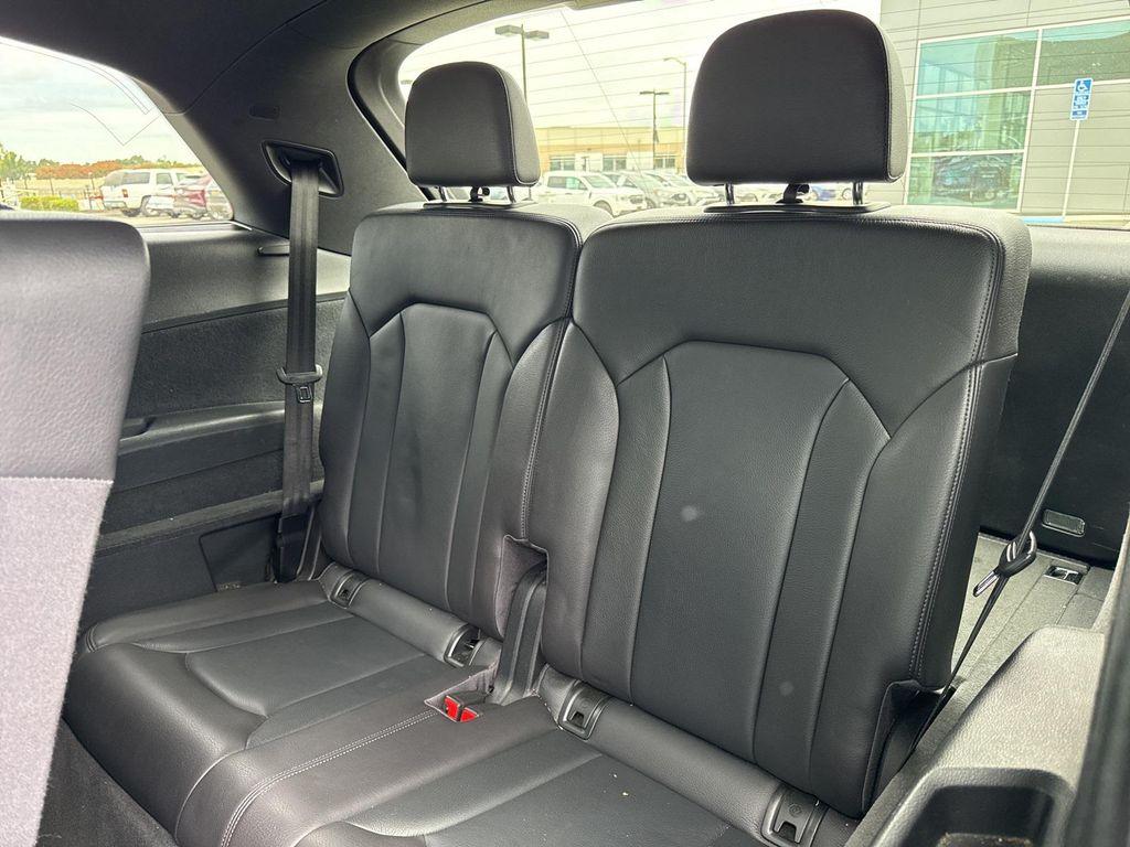used 2017 Audi Q7 car, priced at $15,950