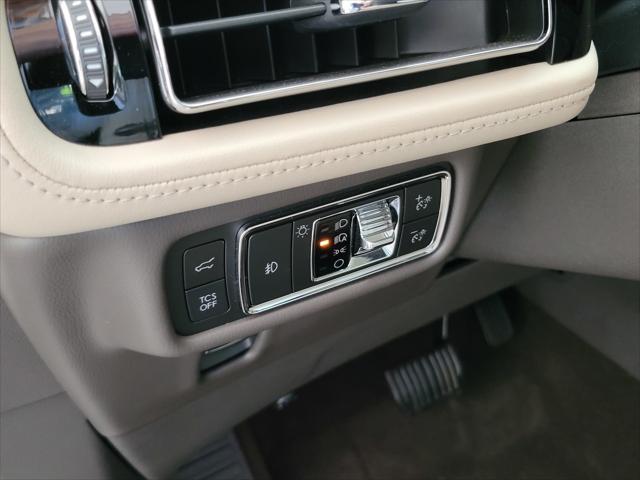 used 2022 Lincoln Nautilus car, priced at $39,500