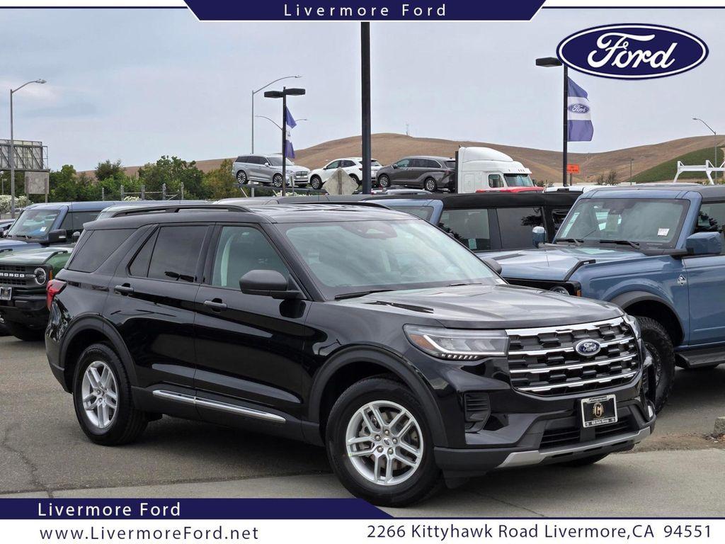 new 2025 Ford Explorer car