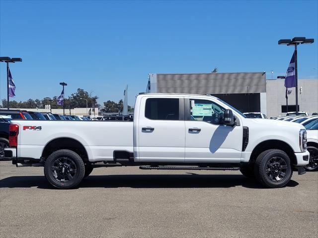 new 2025 Ford F-350 car