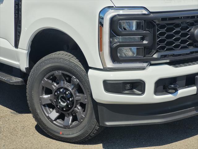 new 2025 Ford F-350 car