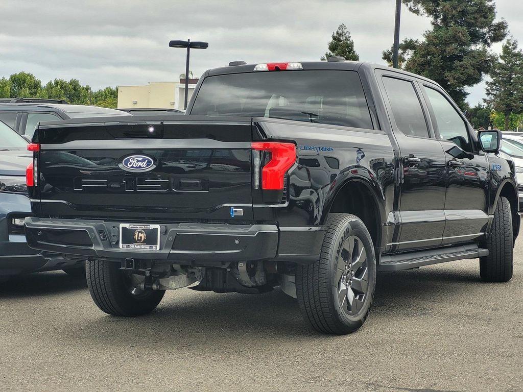new 2025 Ford F-150 Lightning car