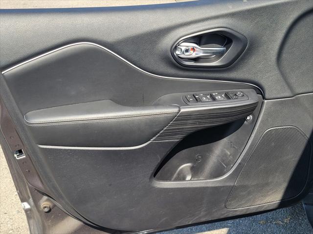 used 2016 Jeep Cherokee car, priced at $13,588