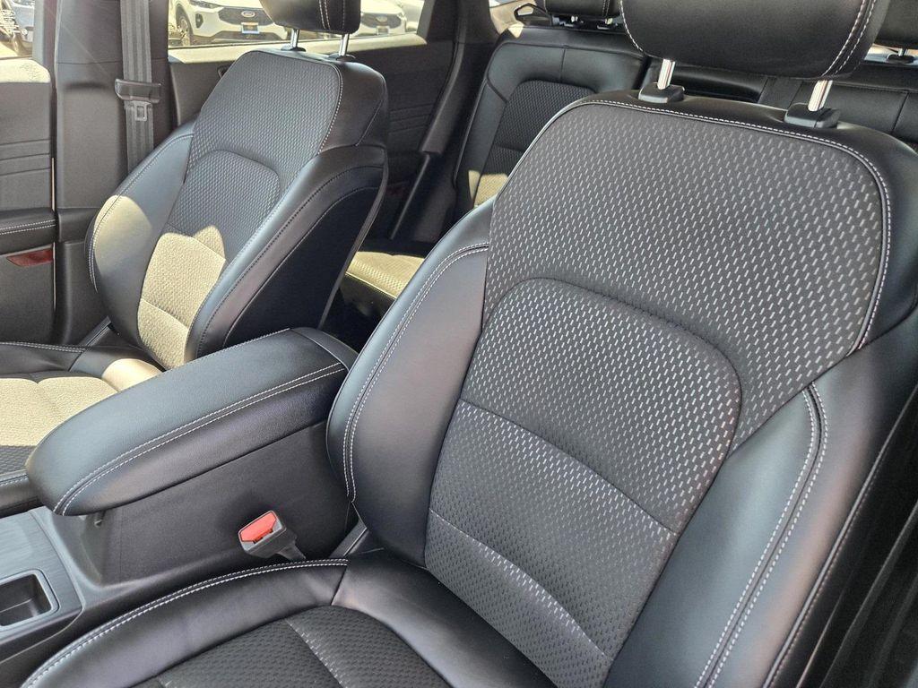 new 2025 Ford Escape PHEV car, priced at $32,890