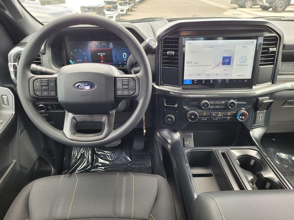 new 2025 Ford F-150 car, priced at $45,095