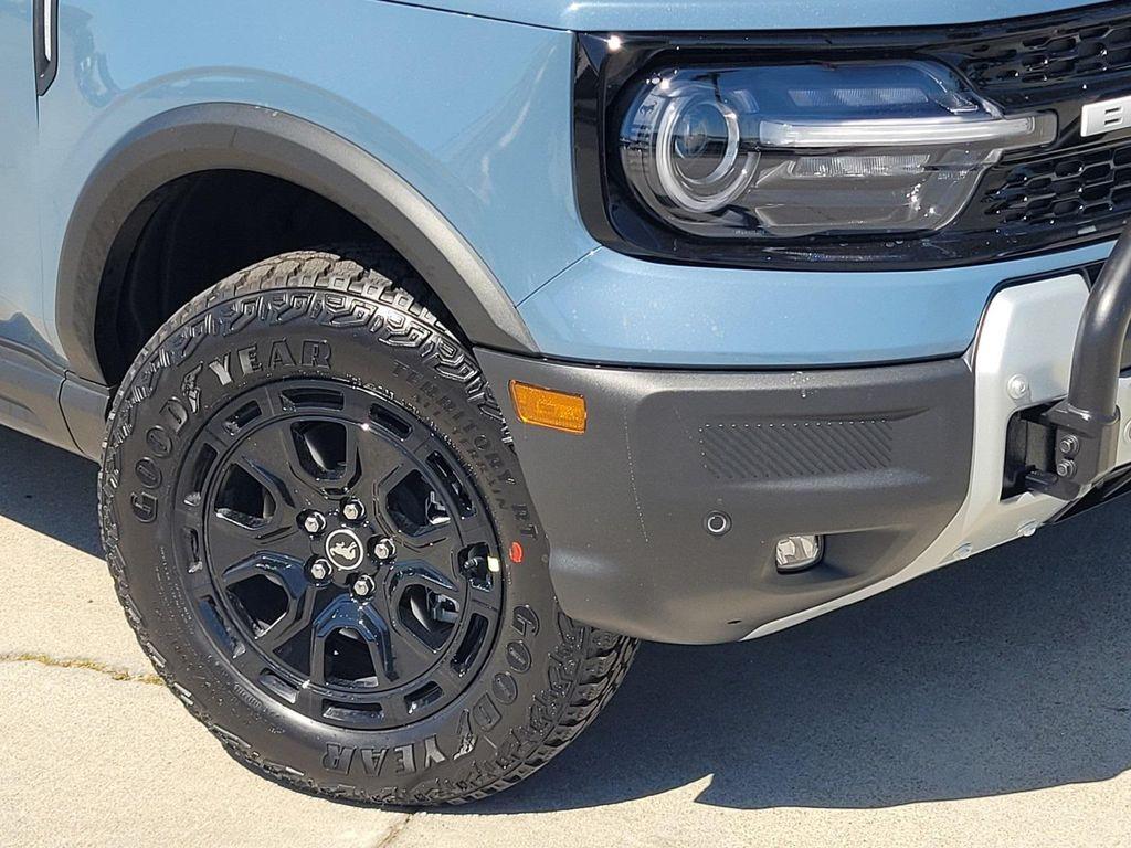 new 2025 Ford Bronco Sport car