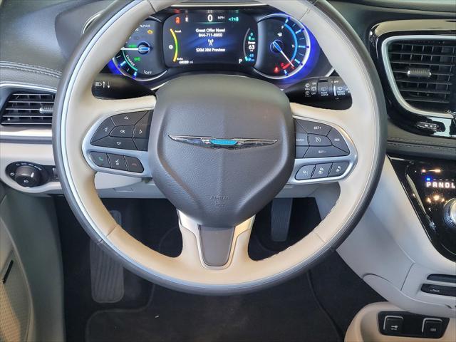 used 2020 Chrysler Pacifica Hybrid car, priced at $25,800
