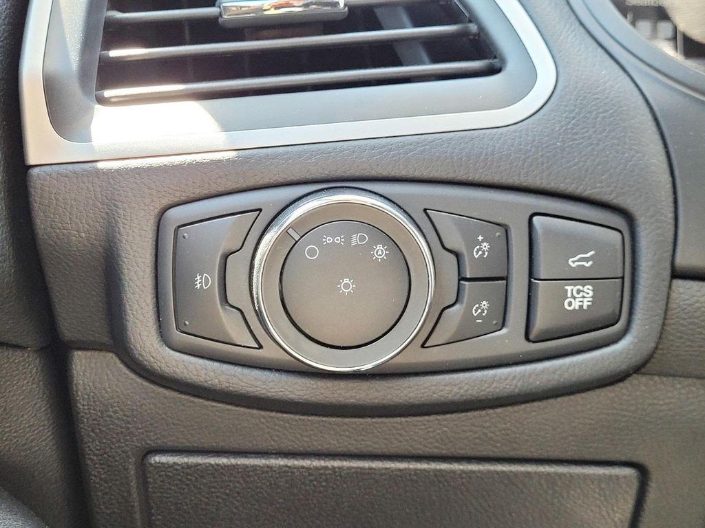 used 2022 Ford Edge car, priced at $22,950