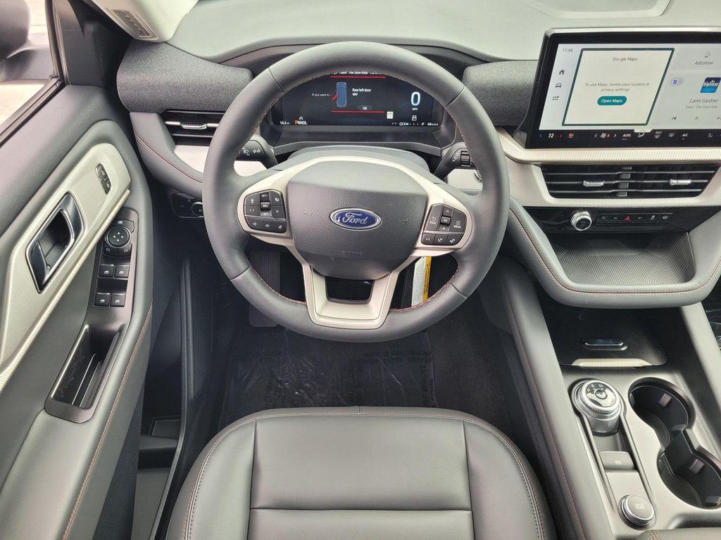new 2025 Ford Explorer car