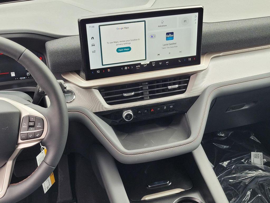 new 2025 Ford Explorer car