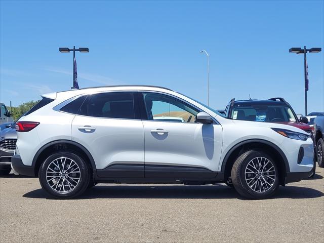 new 2025 Ford Escape PHEV car, priced at $33,252