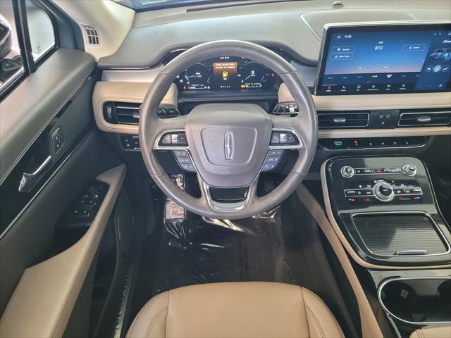 used 2022 Lincoln Nautilus car, priced at $28,900
