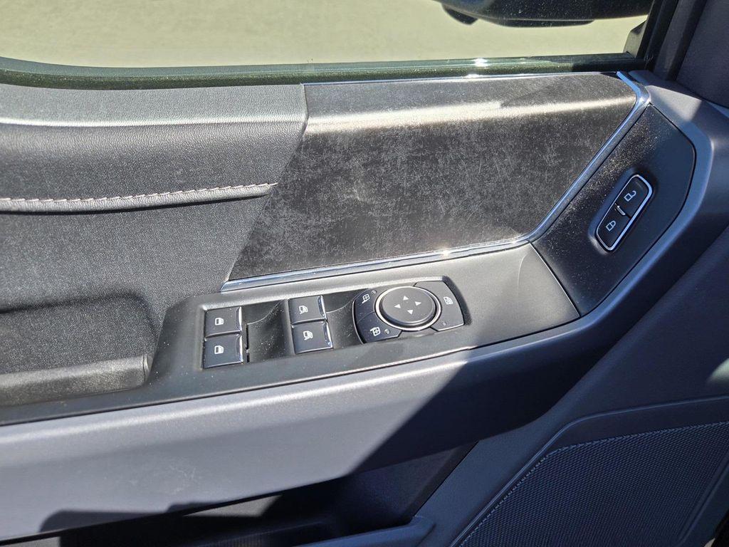new 2025 Ford F-150 Lightning car