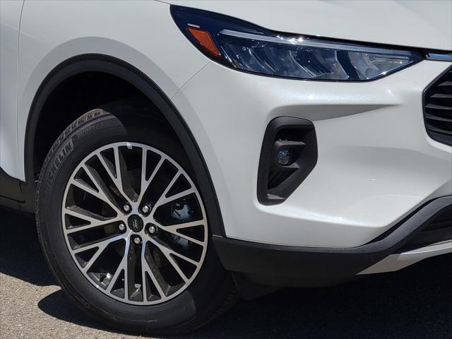 new 2024 Ford Escape PHEV car, priced at $30,673