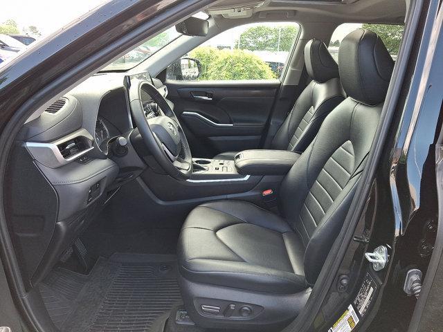 used 2023 Toyota Highlander car, priced at $42,888