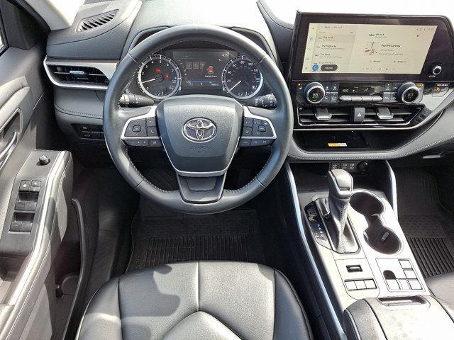 used 2023 Toyota Highlander car, priced at $42,888