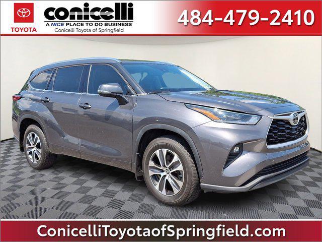 used 2021 Toyota Highlander car, priced at $36,888