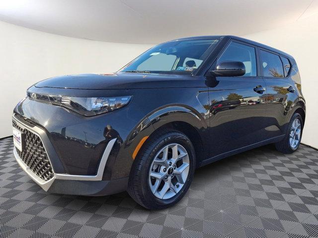 used 2023 Kia Soul car, priced at $20,888