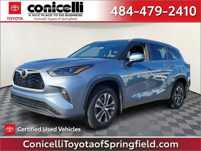 used 2024 Toyota Highlander car, priced at $45,888