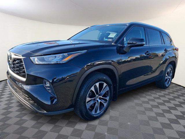 used 2020 Toyota Highlander car, priced at $31,888