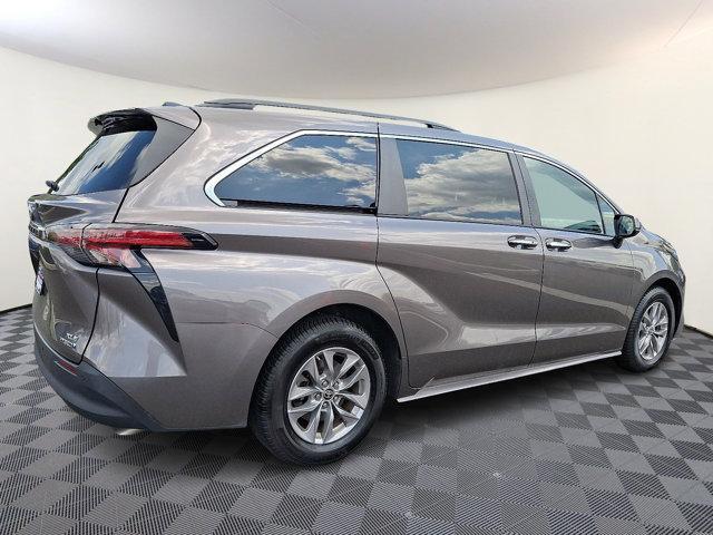 used 2022 Toyota Sienna car, priced at $39,888