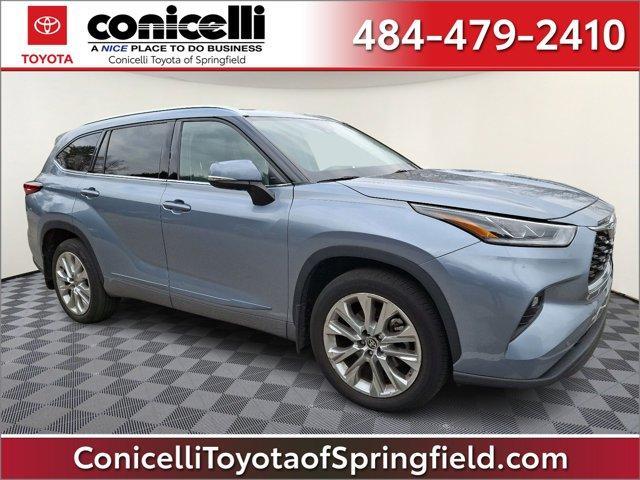 used 2021 Toyota Highlander car, priced at $37,888