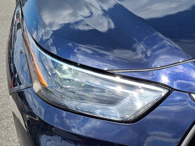 used 2022 Toyota Highlander car, priced at $30,888