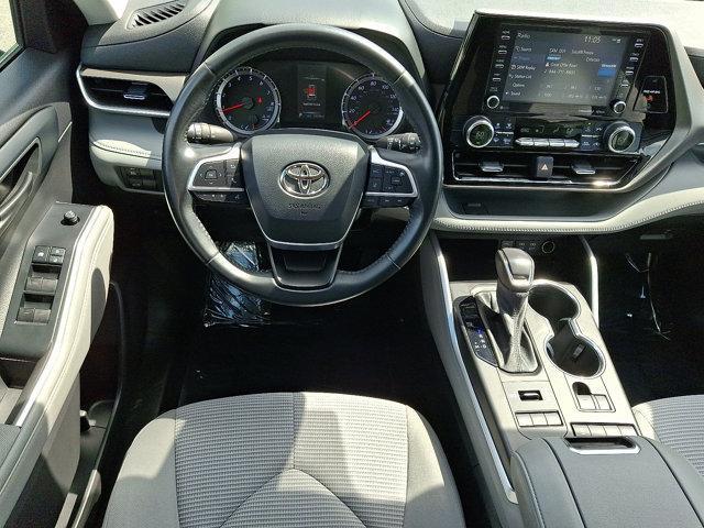 used 2022 Toyota Highlander car, priced at $30,888