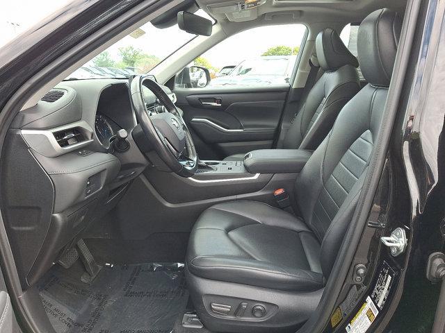 used 2021 Toyota Highlander Hybrid car, priced at $37,888