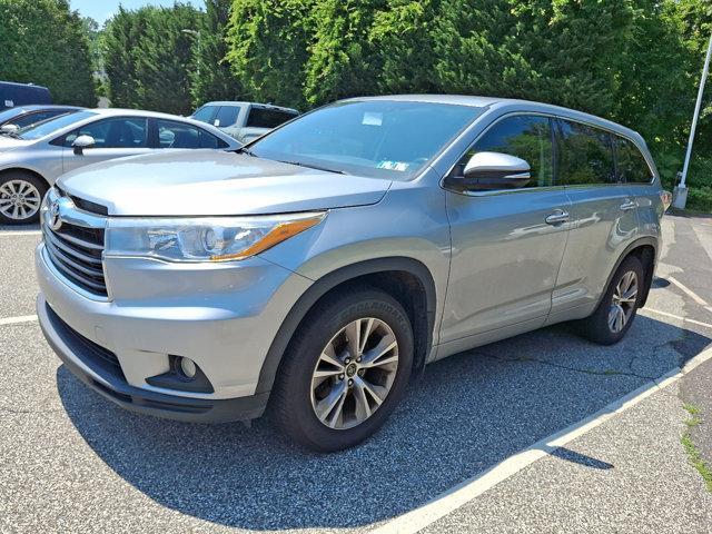 used 2016 Toyota Highlander car, priced at $19,888